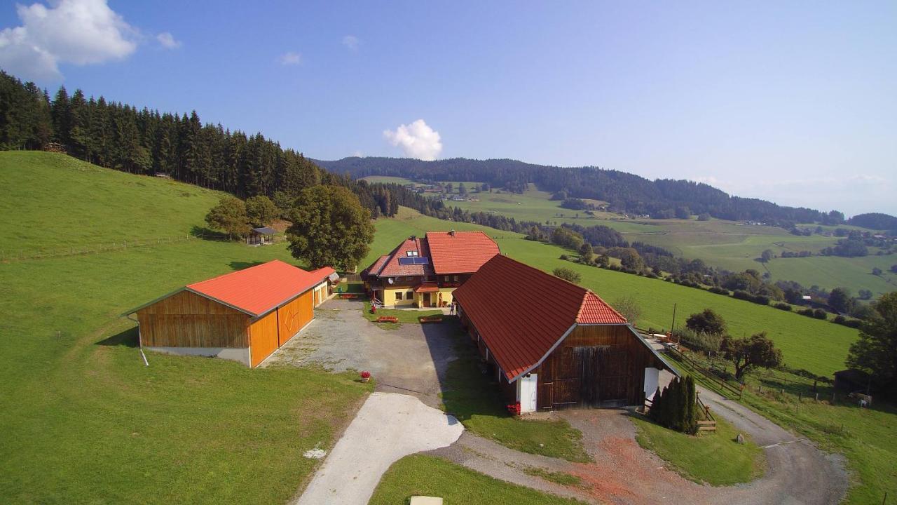 Ferienwohnung Duernberger Liebenfels Bagian luar foto